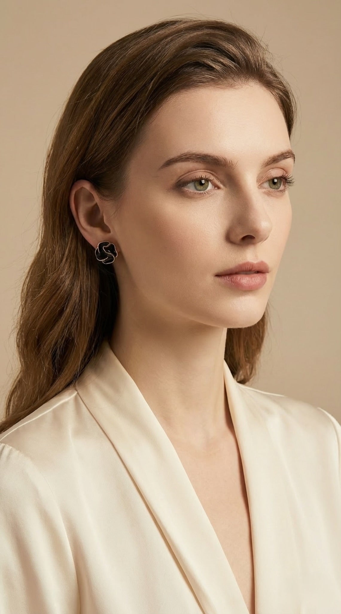 Noir Bloom Earrings