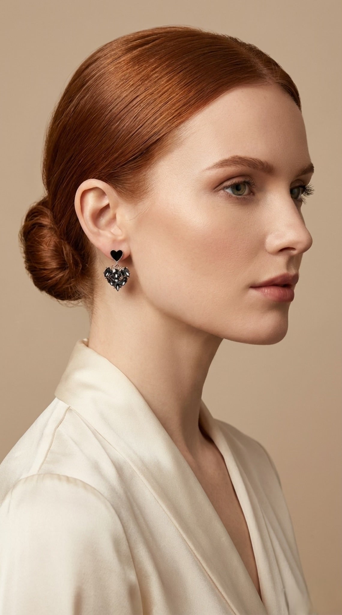 Noir Coeur Earrings
