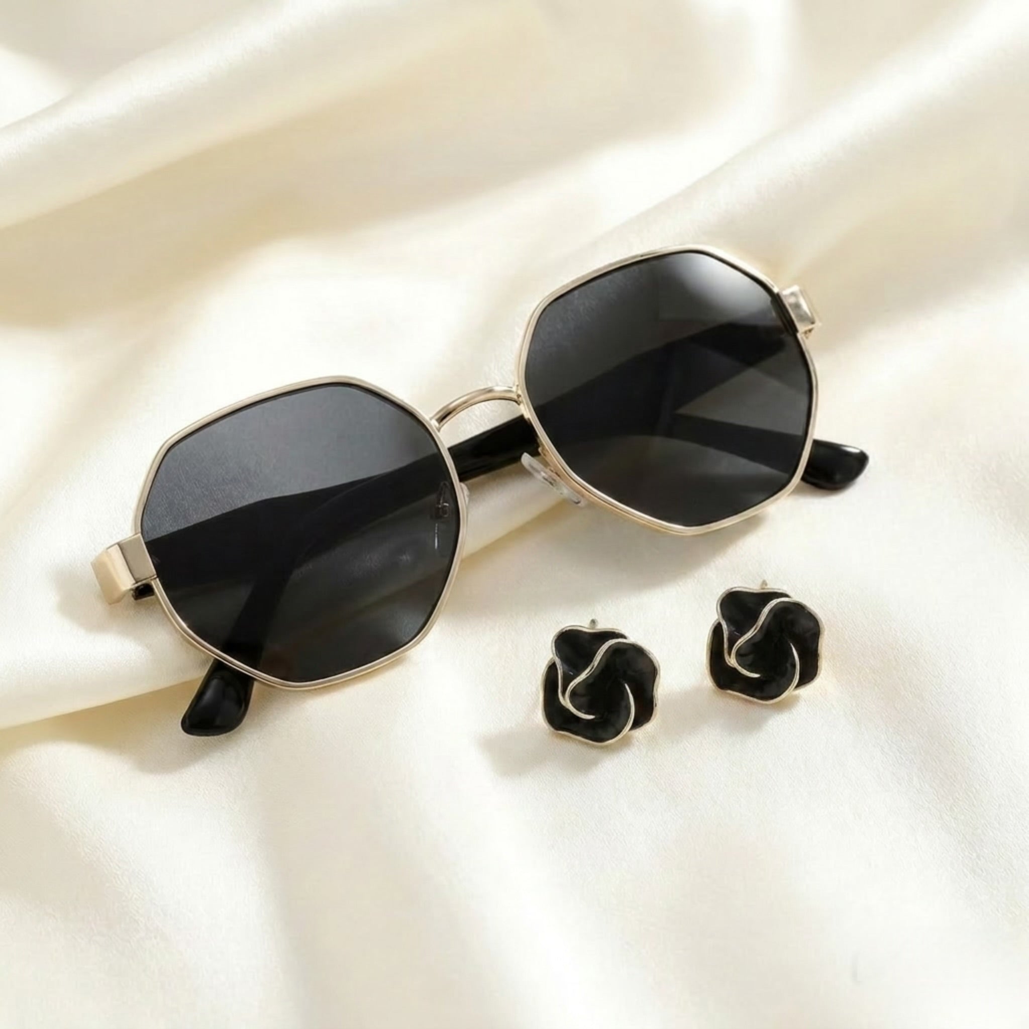 Noir Classic Set • Sunglasses & Studs