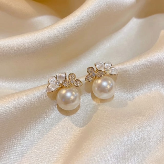 Lily Dew Earrings