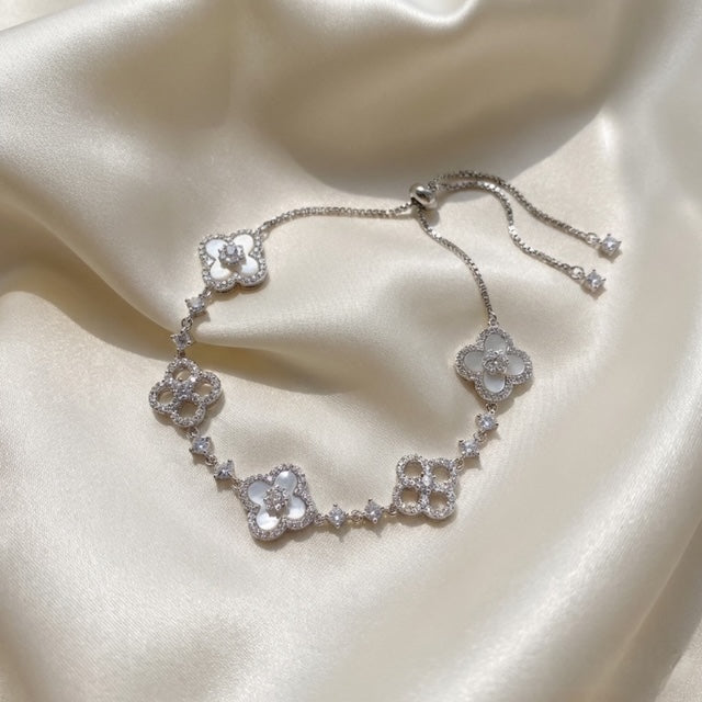 Mist Clover Bracelet